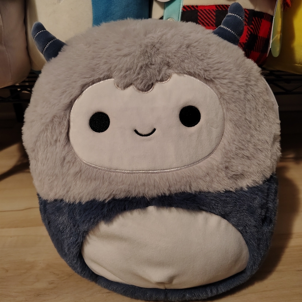 Horace Yeti Squishmallow